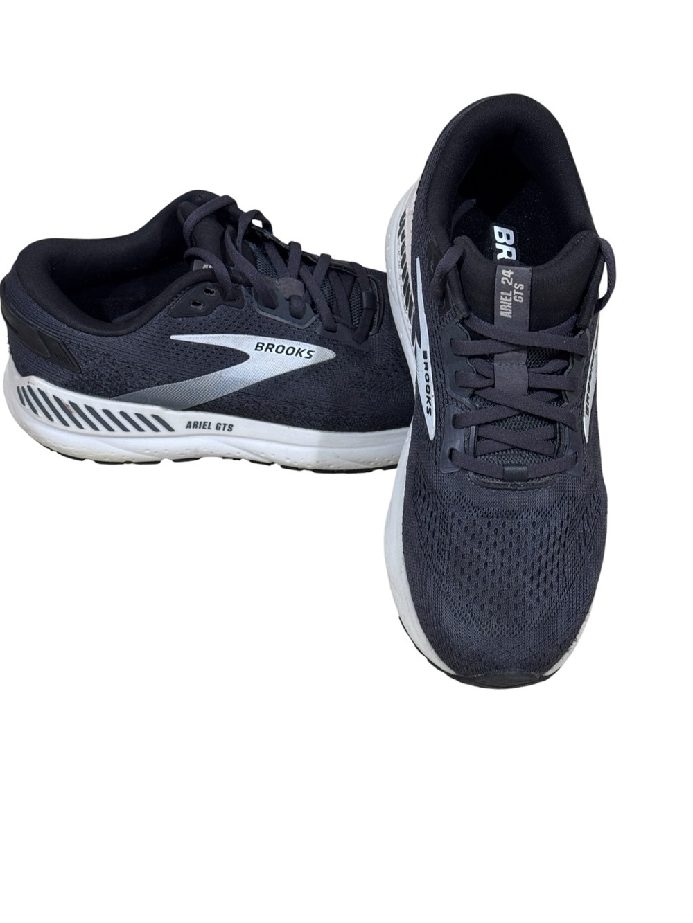 Brooks  Ariel 24 Running Shoes